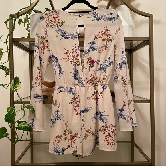 Bacio Patterned Floral Romper - Picture 2 of 4
